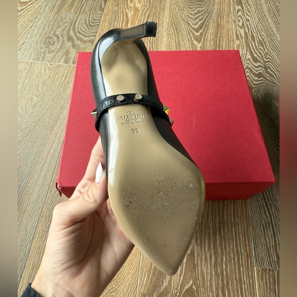 VALENTINO Rockstud Wrap Pump - Picture 8 of 13
